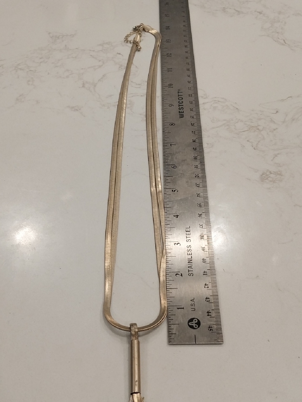 Gold-Tone Women's Double Herringbone Necklace with Vertical Bar Pendant..EUC